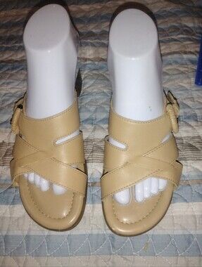 Easy Spirit Slide Sandals